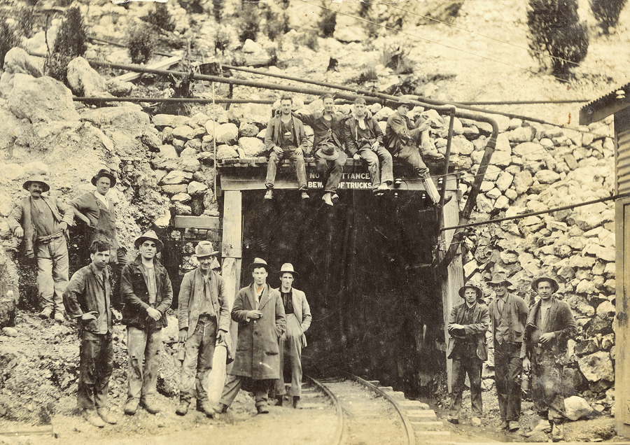 Tasmania mines where Atlantisite  was found 